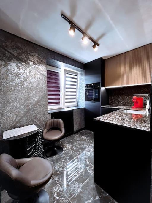 Black Pearl Luxury Apartment Ventspils Buitenkant foto