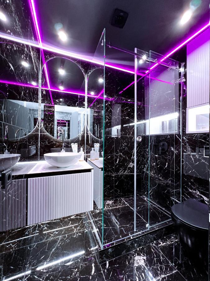 Black Pearl Luxury Apartment Ventspils Buitenkant foto